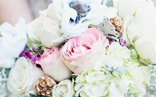 1993年属鸡8月出生人的命运解析