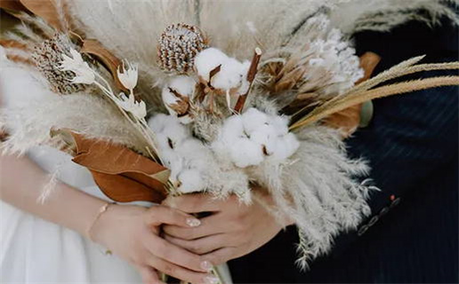 左眼三眼皮代表什么命