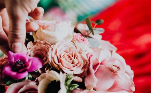 1954年属马命运解析及性格特点全面解读