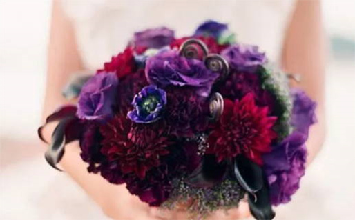 2029年07月12日老黄历适合领证吗