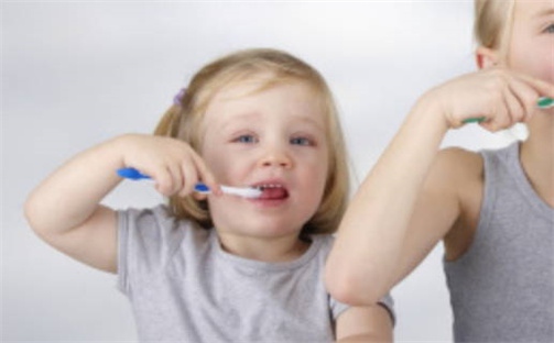 赵姓男生起名指南：温柔甜美名字大全(324个)