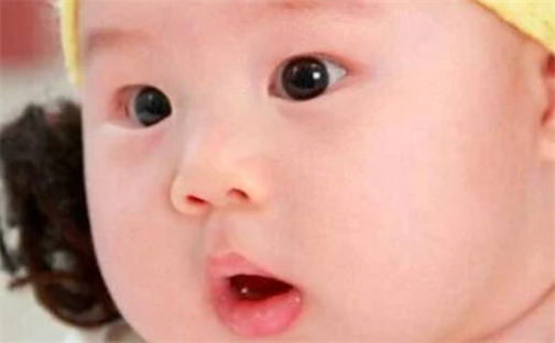 张姓2026年05月02日出生的女孩子五行缺什么？如何科学取名