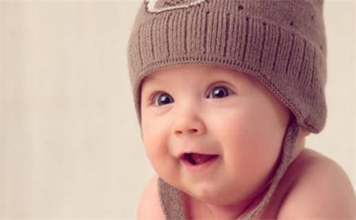 陈姓女孩子起名技巧：2026年08月02日生辰八字取名指南