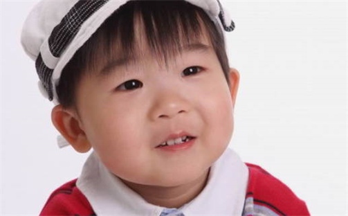 2026年07月15日出生李姓男宝宝如何取名？好听有寓意的名字精选