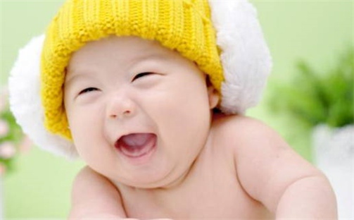 2026年05月12日出生的周姓女孩子取名指南：吉祥好听的名字推荐