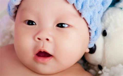 胡姓2026年06月14日出生的男孩子五行缺什么？如何科学取名