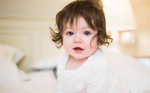 2026年06月05日出生的吴姓男孩子取名指南：吉祥好听的名字推荐